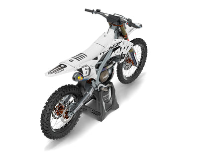 Yamaha Defend - White